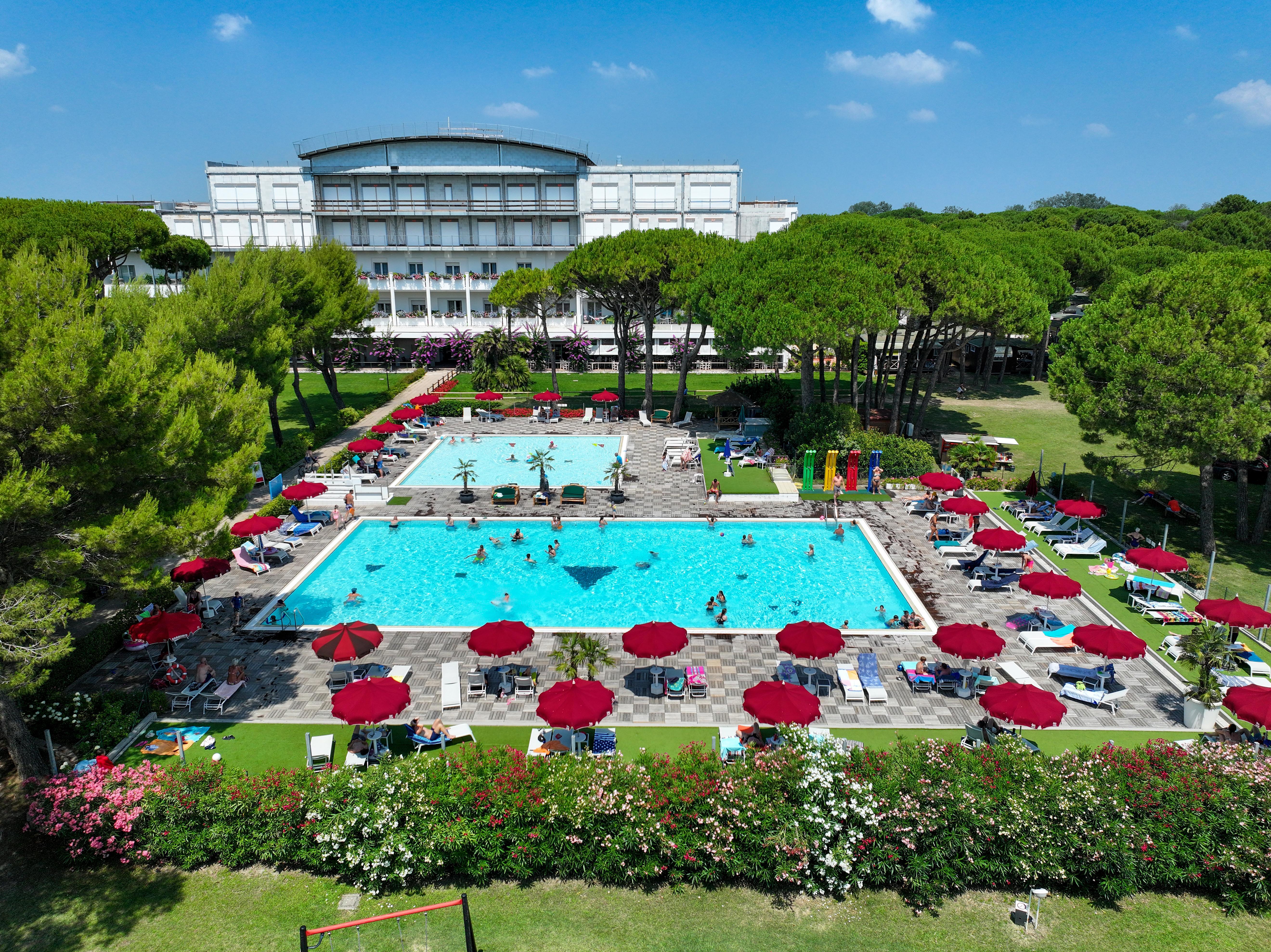 Il Tridente Hotel Μπιμπιόνε Εξωτερικό φωτογραφία