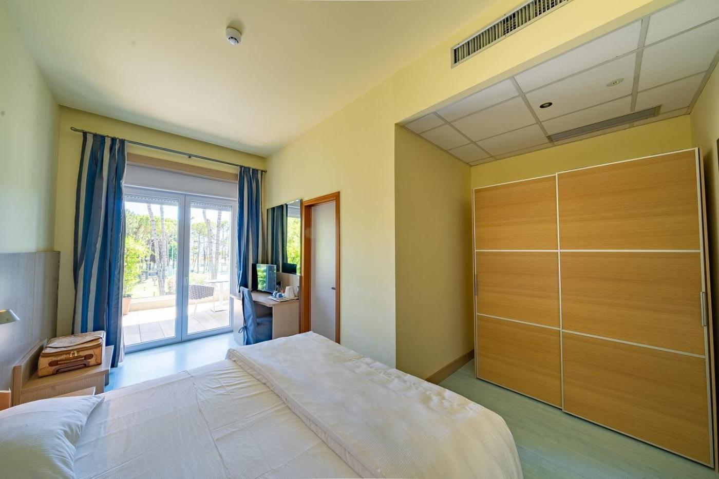 Il Tridente Hotel Μπιμπιόνε Εξωτερικό φωτογραφία