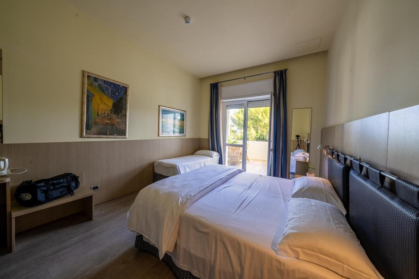 Il Tridente Hotel Μπιμπιόνε Εξωτερικό φωτογραφία