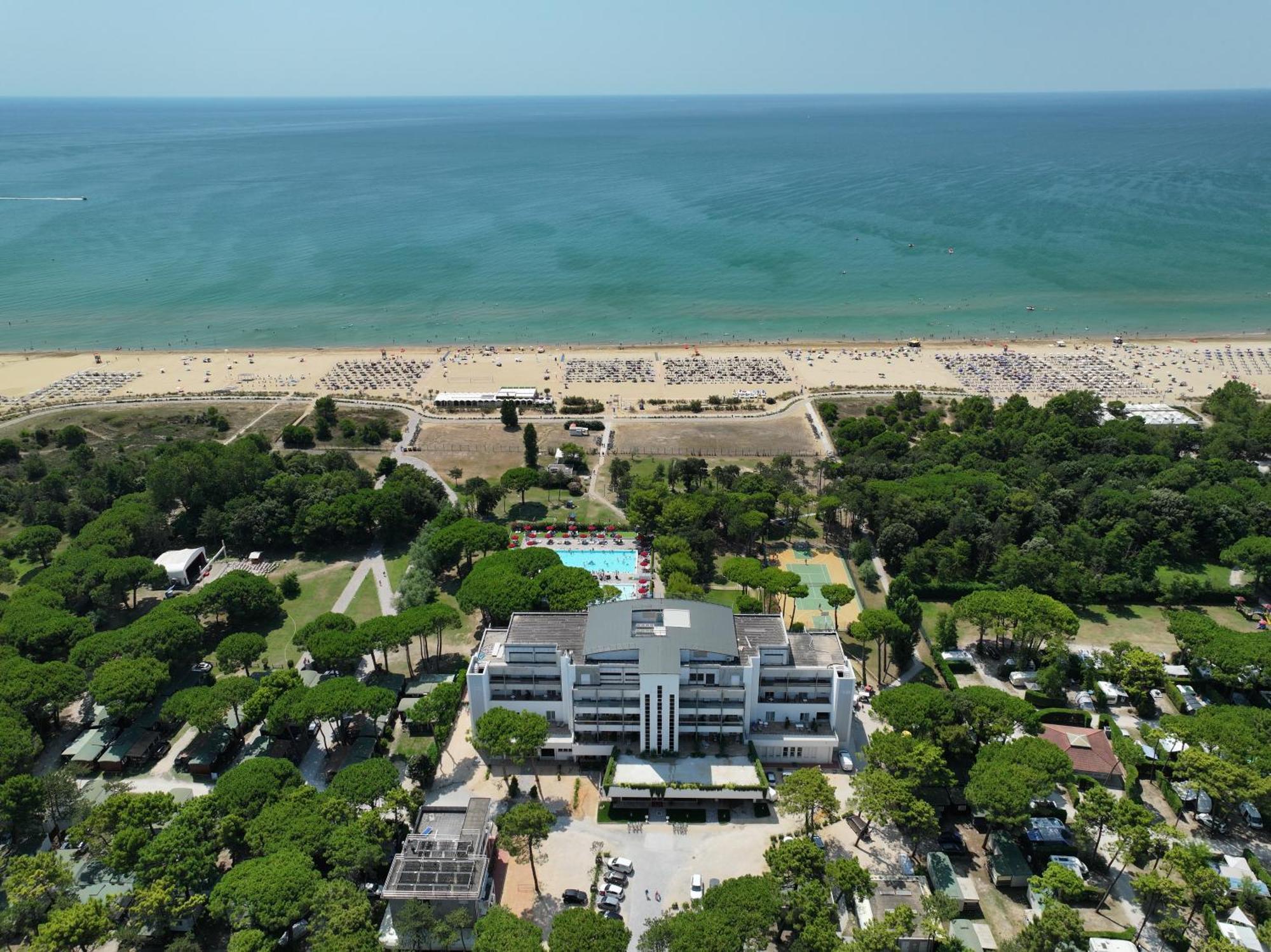 Il Tridente Hotel Μπιμπιόνε Εξωτερικό φωτογραφία